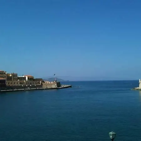 Erietta Готель 3*