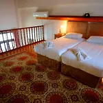 Erietta Hotel 3*