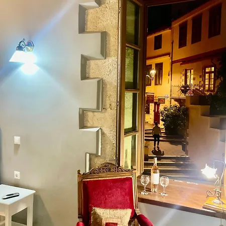 Erietta Hotel 3*