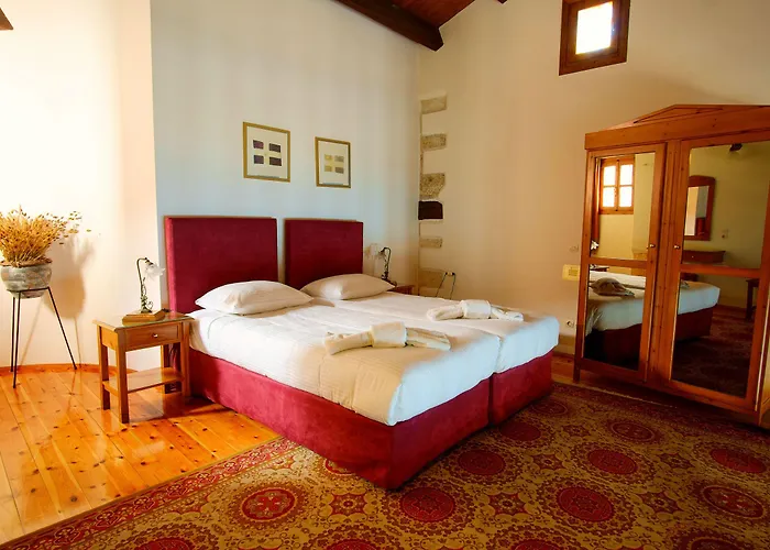 Erietta 3* خانيا